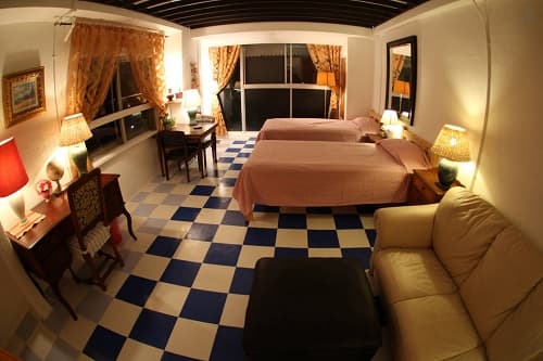 Ａｓｉａｎ　Ｇａｒｄｅｎ　Ｖｉｌｌａ白浜（旧：オーベルジュ　白浜クラブ）