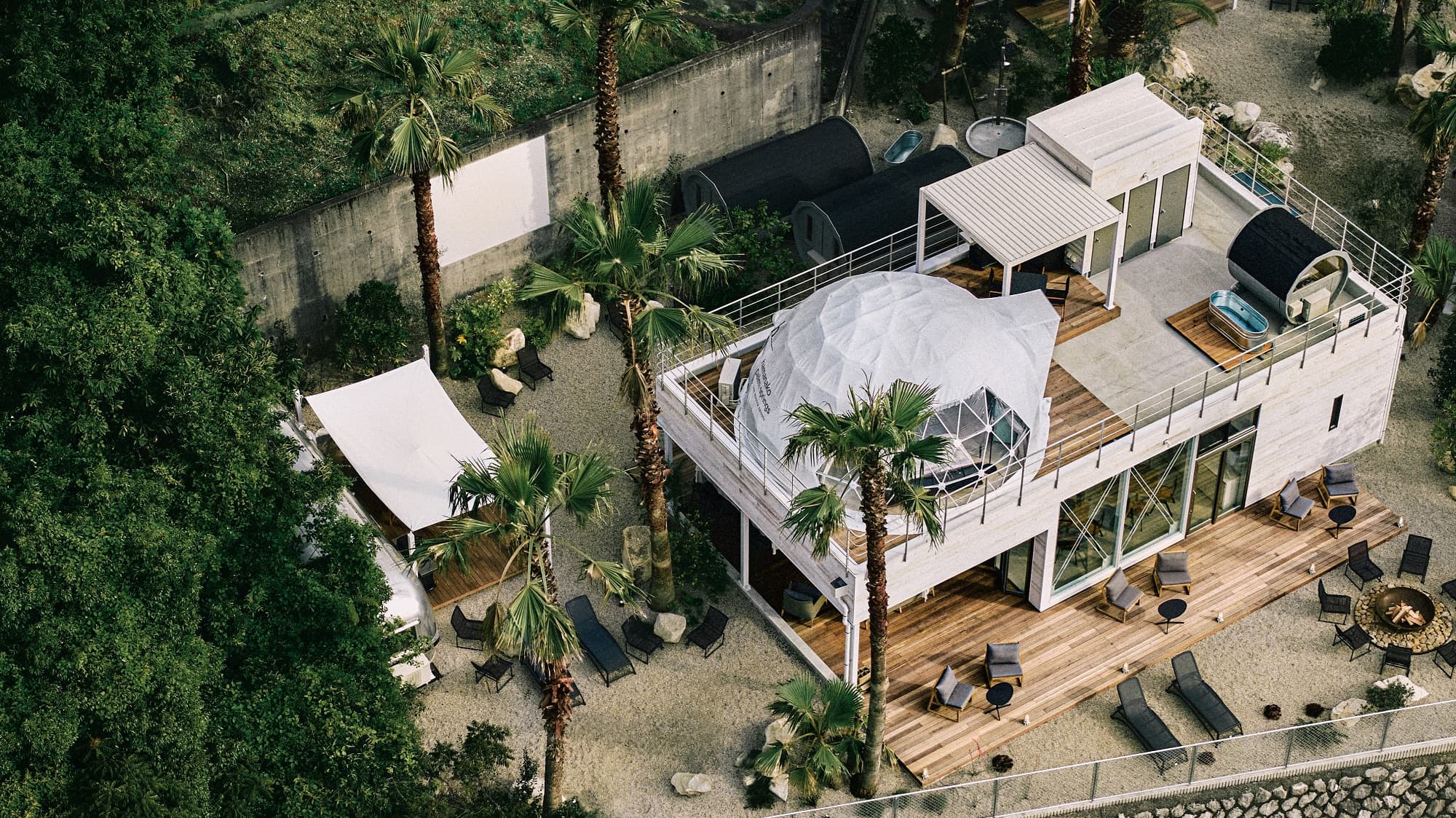 浜名湖パームスプリングス　ｂｙ　ｌｅｓ　ｑｕａｔｒｅ　ｓａｉｓｏｎｓ