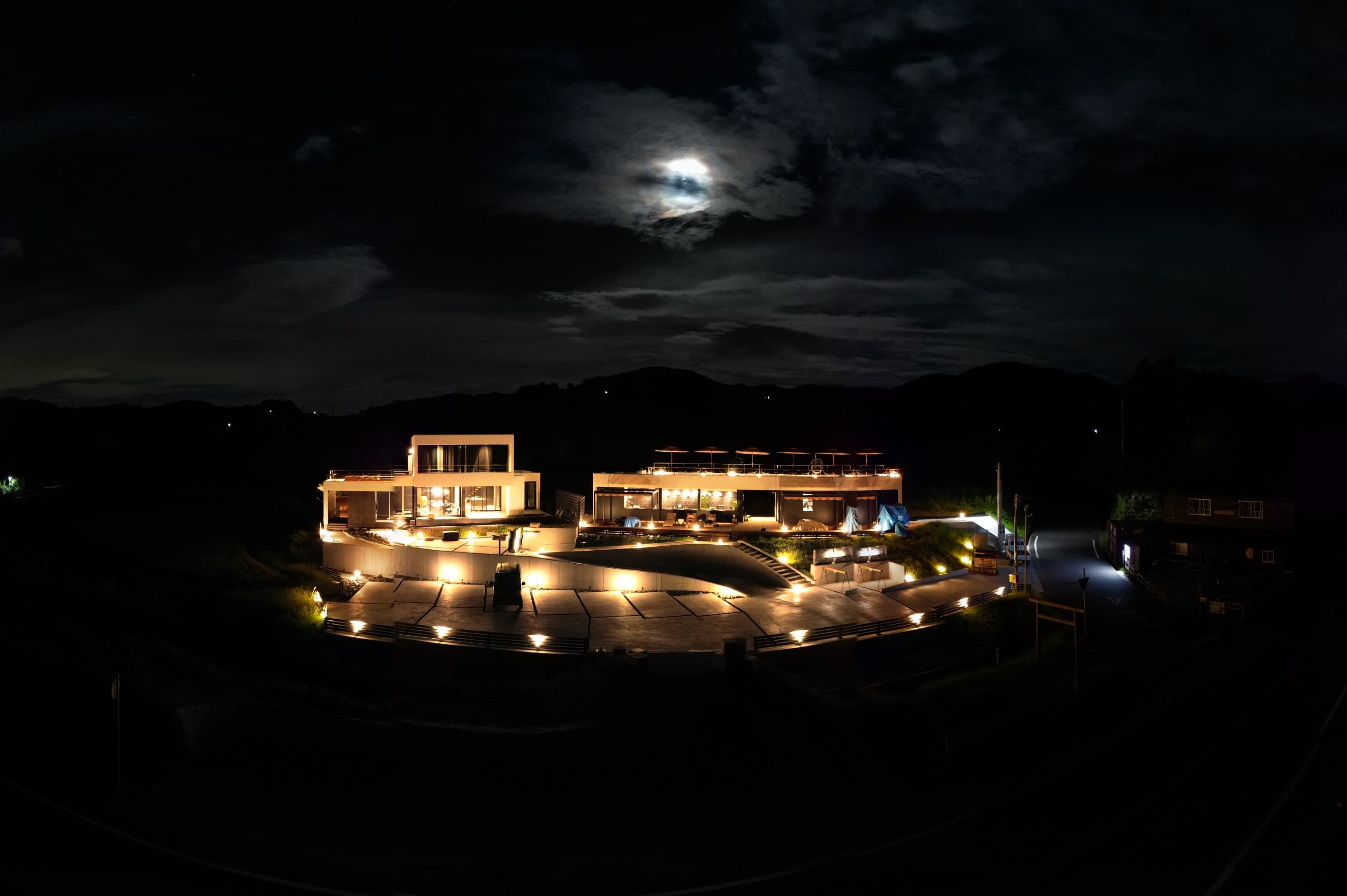 Ｐｒｉｖａｔｅ　Ｖｉｌｌａ　クニウミ之チ＜淡路島＞