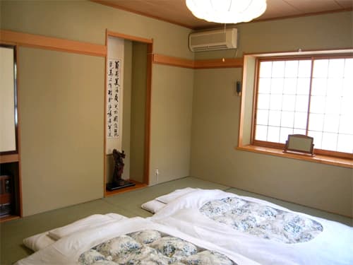 温泉ペンション　花さき山