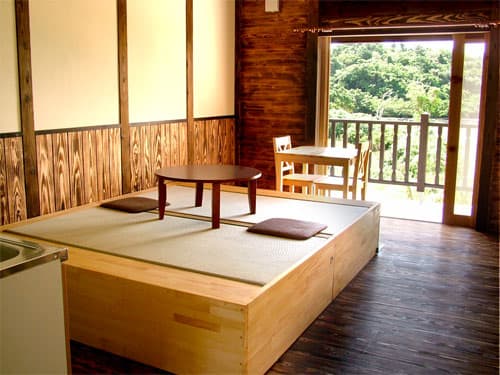 棲家ま〜る　＜石垣島＞