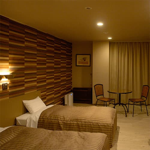 ＤＥＳＩＧＮ　ＨＯＴＥＬ　ＦＯＬＯＮ
