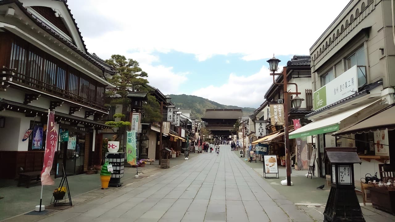 長野・善光寺