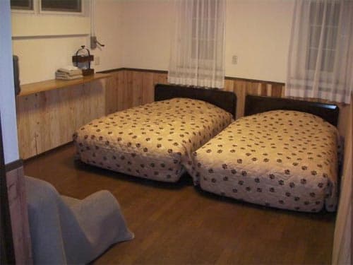 ペンション ボスケット