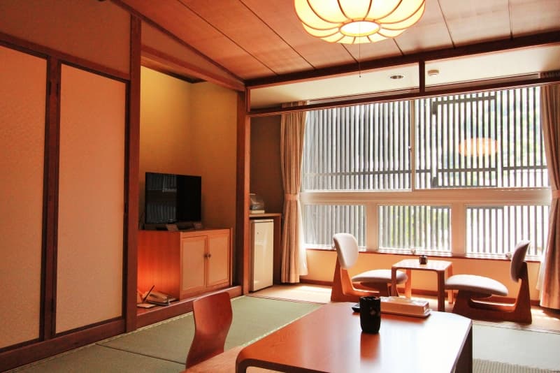 三朝温泉桃園館