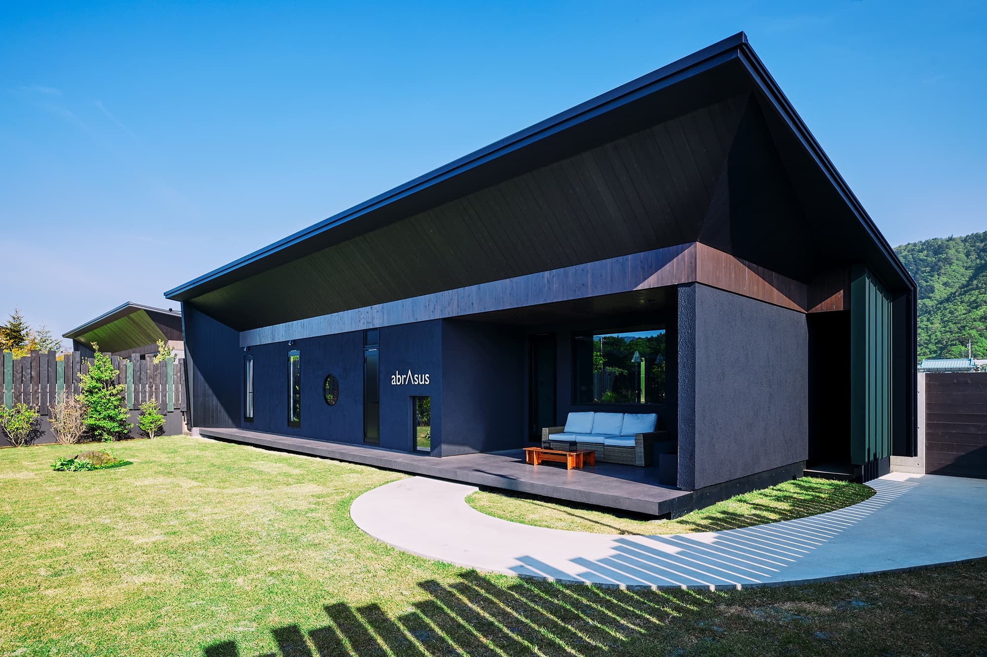 abrAsus house Fuji