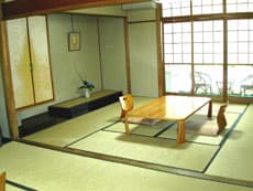 屋島の宿 桃太郎