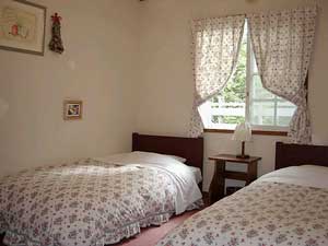 ペンション 歩絵夢(ぽえむ)