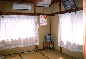 年間民宿 くろえむ荘