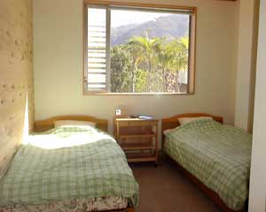 Kencha Rumah ケンチャ・ルマ <八丈島>