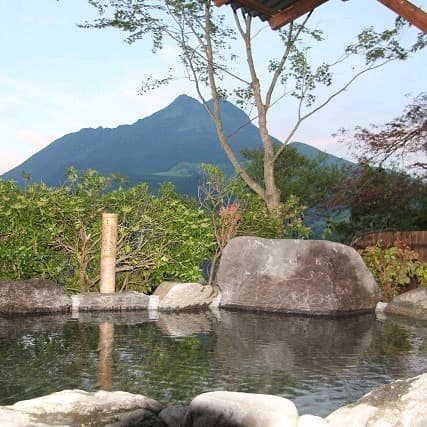 由布院温泉 湯布院山荘 吾亦紅