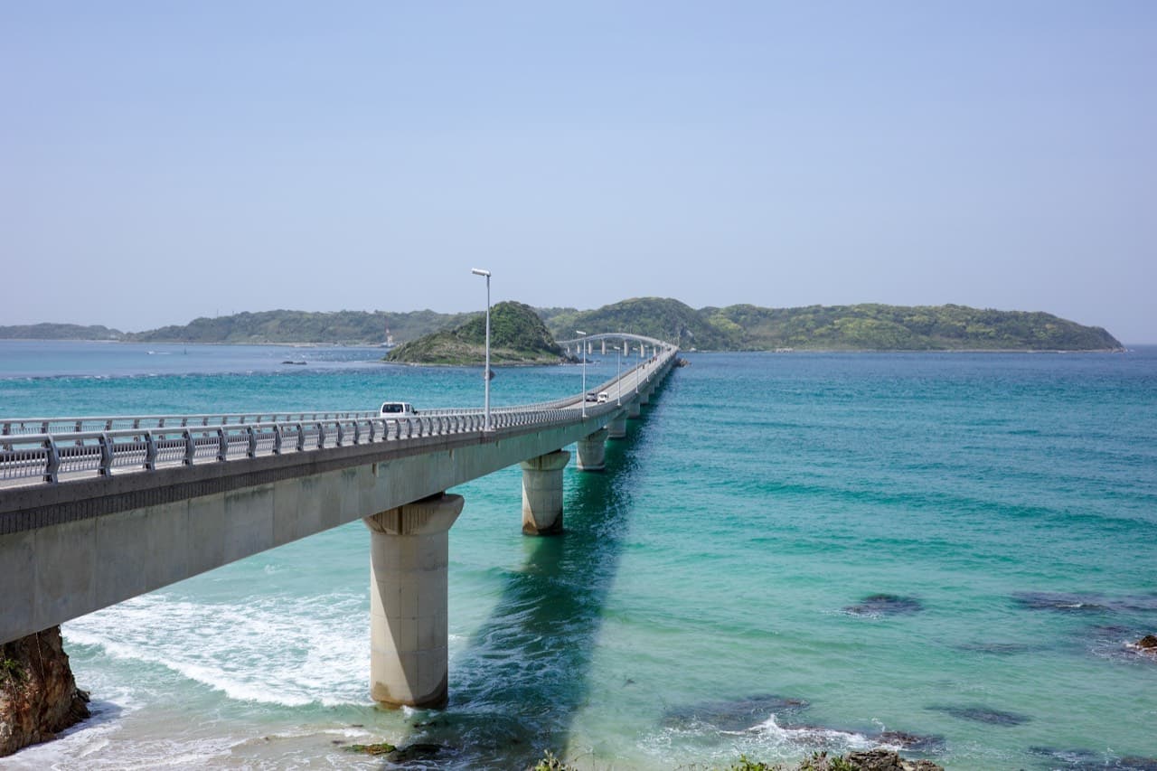 角島と角島灯台